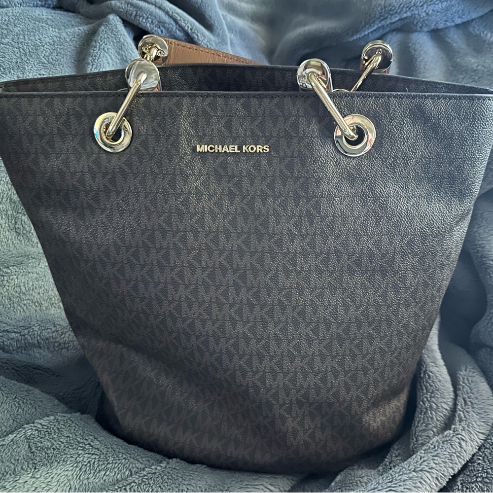 Michael Kors Raven Large Tote - Brown